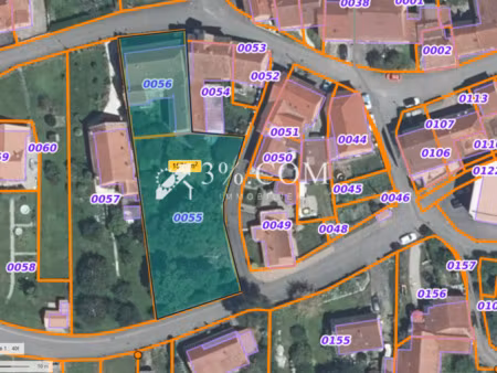 grande demeure / immeuble à vendre à réhabiliter. très grande maison ou immeuble de trois 