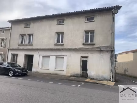 vente maison 6 pièces 140 m² à chasseneuil-sur-bonnieure (16260)  70 500 €