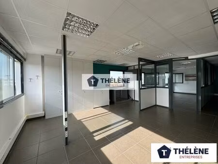 location bureau 135 m² à pérols (34470)