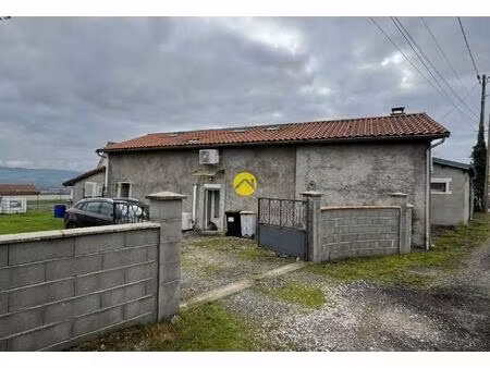 vente maison 7 pièces 135 m² saint-priest-bramefant (63310)