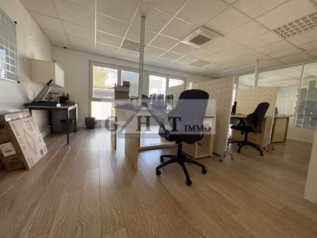 vente local industriel 160 m² créteil (94000)