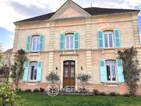 maison de village à saint-alban-les-eaux