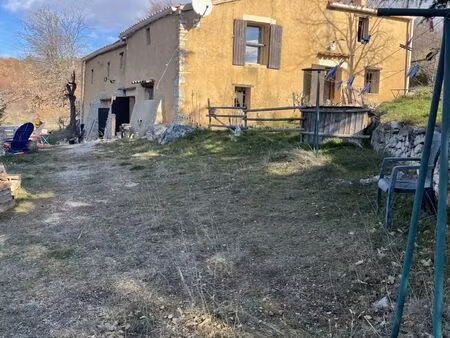 vente maison 5 pièces 124 m² villars (84400)