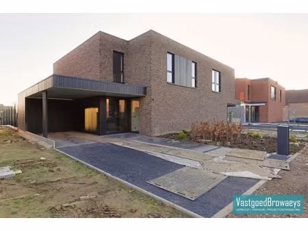 huis te koop in zwalm met 3 slaapkamers