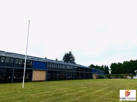 location local commercial