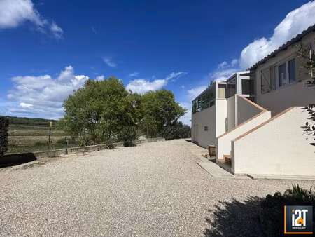 maison sur 1184m² de terrain