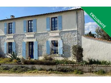 vente maison à curzon (85540) : à vendre / 196m² curzon