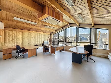 location locaux professionnels 3 pièces 91 m² à saint-quentin (02100)  1 500 €