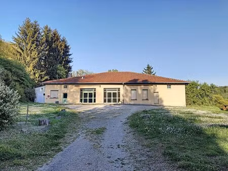 en vente local commercial 1 500 m² – 500 000 € |beaulieu-en-argonne