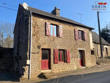 vente maison à saint-denis-de-gastines (53500) : à vendre / 86m² saint-denis-de-gastines