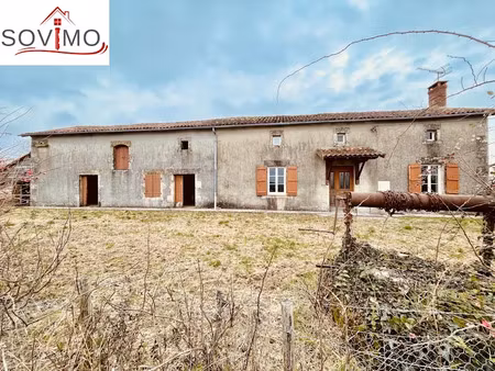 vente maison 5 pièces 84 m² à benest (16350)  60 500 €