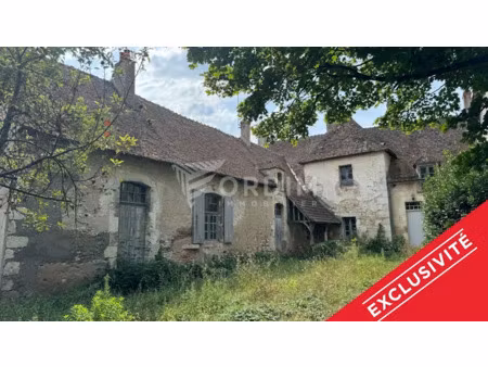 vente maison 11 pièces 362 m² à léré (18240)  94 000 €