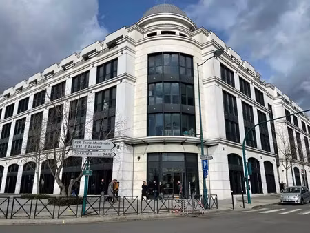 location bureau serris 77700