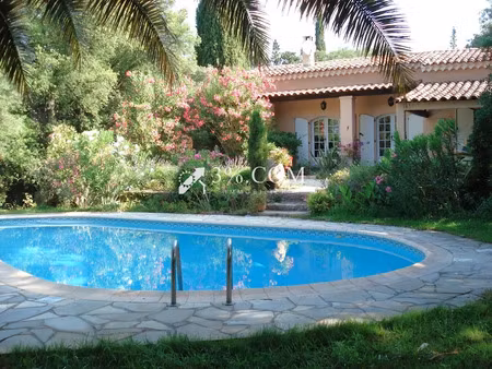 vente maison 6 pièces 138 m² à frejus (83600)  1 250 000 €