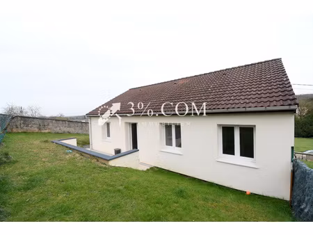 à vendre – maison individuelle de 94 m²   3 chambres  jardin et garage sous sol à trondes