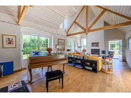 maison de luxe à vendre à plonéour-lanvern : 997 500 € | 350m²