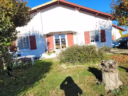 vend maison avec locataire 100m² sur 1240m² de terrain
