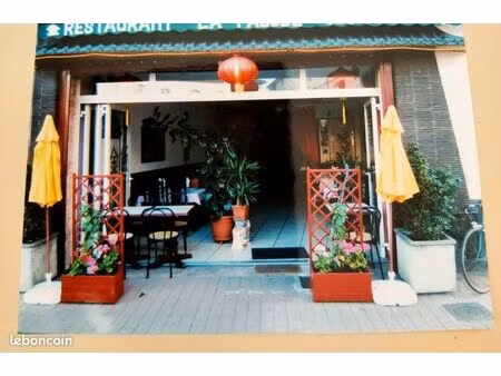 vends fonds de commerce et murs