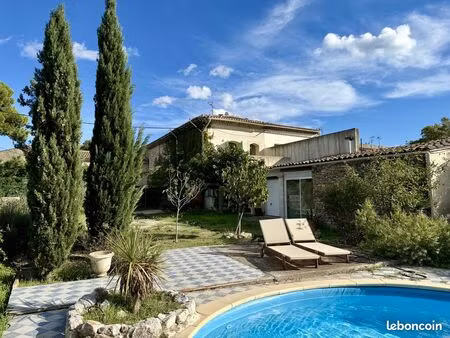 propriété 9 pièces 234 m²