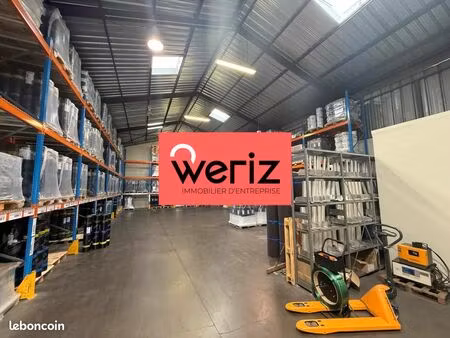 local industriel 427 m²