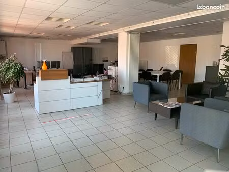 local 100m2 bureau accès pmr bavilliers belfort