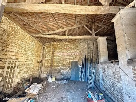 inconnu 3 pièces 320 m²