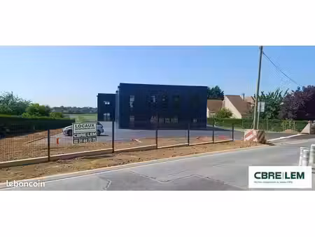 bureaux 83 m² rots