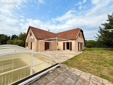 maison 7 pièces 177 m²