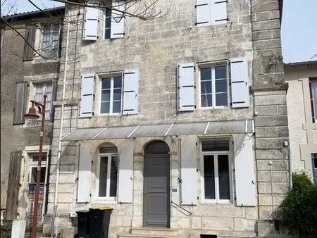 maison 6 pièces 237 m²