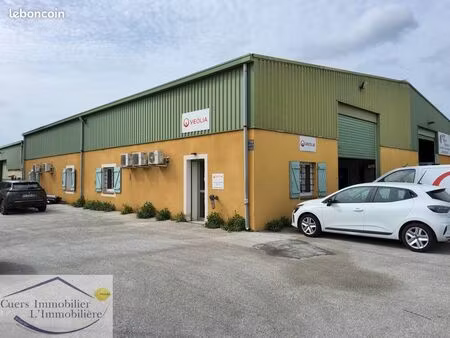 local commercial 300 m² solliès-pont