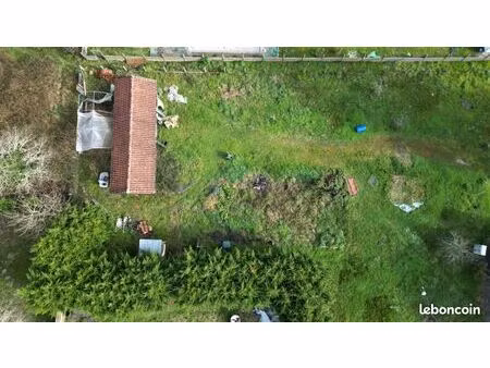 terrain 550m2 viabilisé libre de constructeur