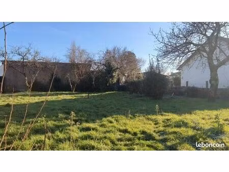 terrain 184 m² le pellerin