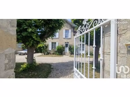maison 6 pièces 183 m²