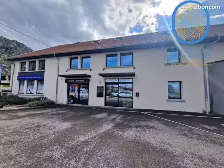 local 69 m² voreppe