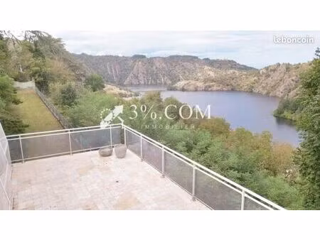 propriété 7 pièces 197 m²