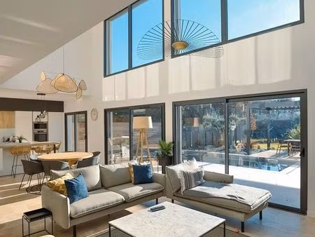 maison 6 pièces 130 m²