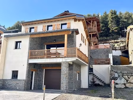 maison 7 pièces 160 m²