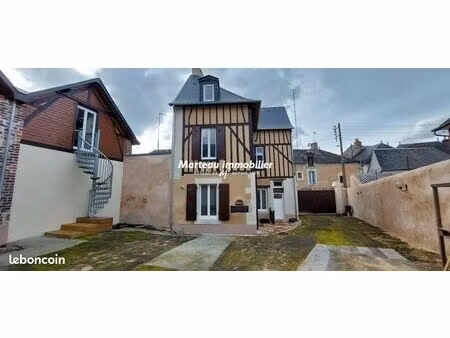 immeuble 128 m² montval sur loir
