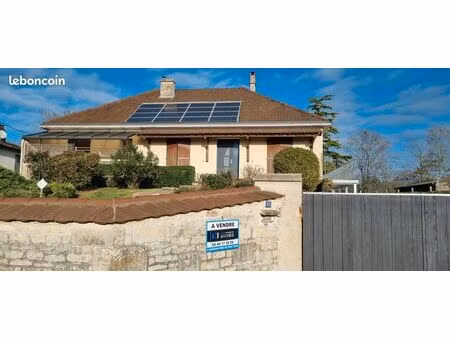 maison 8 pièces 252 m²