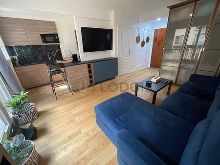 studio meublé avec ascenseur