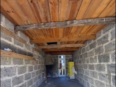 garage avec deux box et son terrain constructible