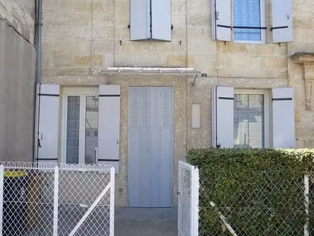 saint denis de pile maison t3 cour privative