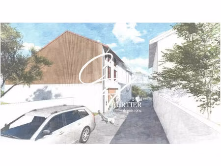 vente maison 8 pièces 250m2 barraux 38530 - 139000 € - surface privée