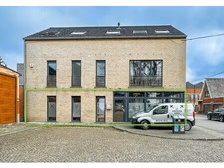 surface commerciale à vendre à place albert ier 5 forchies-la-marche (vbc52741)