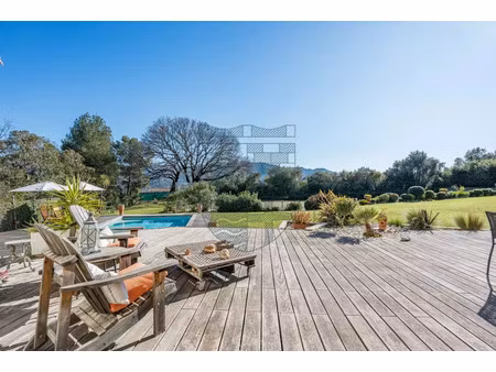 vente maison 9 pièces 288m2 marseille 12eme (13012) - 1240000 € - surface privée
