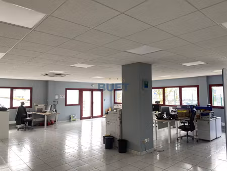 locaux a usage de bureaux