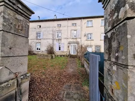 proche epinal (88) maison de maitre t6 avec cour sur terrain de 4800 m² environ