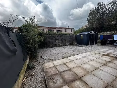 location maison 4 pièces 79 m² à istres (13800)  1 270 €