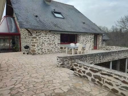 très belle propriété de charme entièrement restaurée sans-vis-à-vis