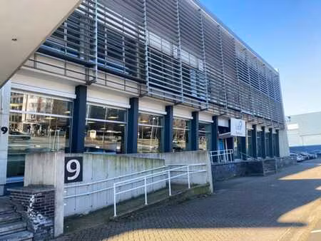 showroom & entrepôt à louer – noorderlaan anvers